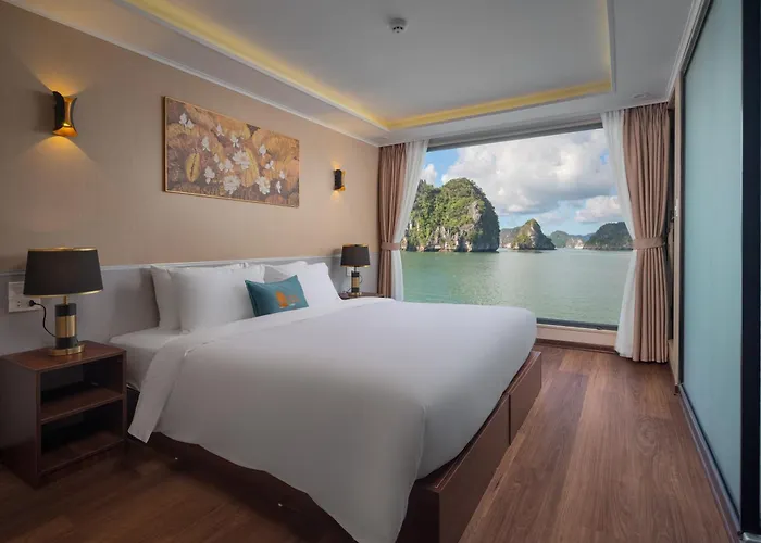 Secret Cruise * Hạ Long