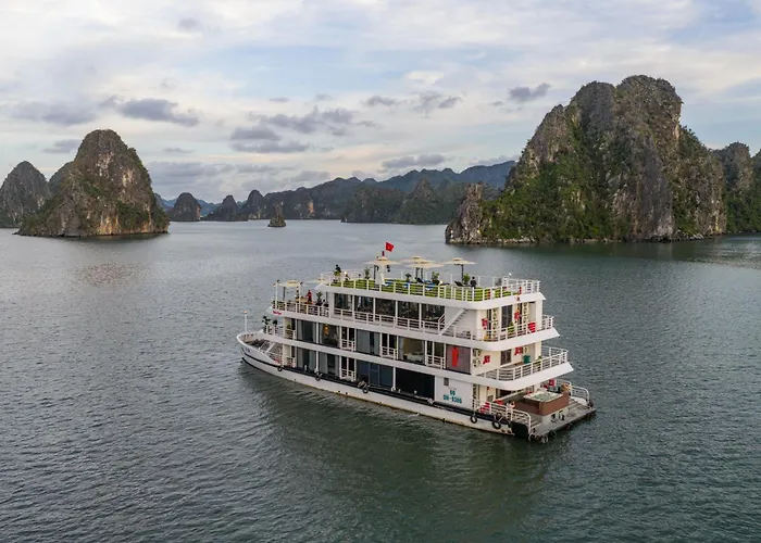 Secret Cruise Botel