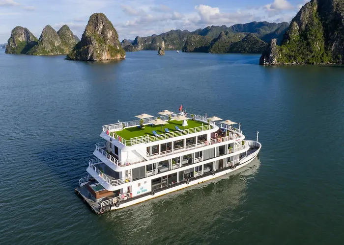 Secret Cruise